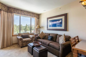 Juniper Springs Lodge #413 - Luxury Ski in Ski out! 2 Bedroom Mammoth Lakes